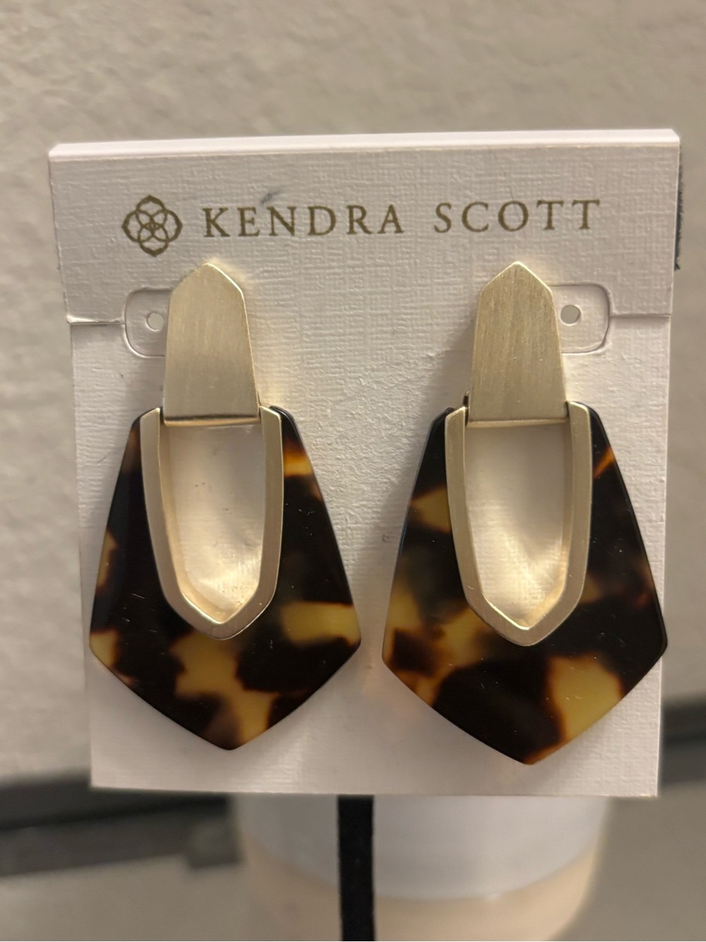 Kendra Scott Kiernan Tortoiseshell / Brushed Gold.